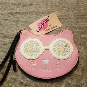 Betsey Johnson Cool Kitty Wristlet w Gold Heart